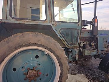 Traktorlar: Belarus MTZ seriyalı təkərli traktor Traktor Sabirabad dadır Işlək — 2
