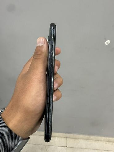 Мобильные телефоны: IPhone 11 Pro Max, Б/у, 64 ГБ, Matte Midnight Green, Защитное стекло, Чехол, 93 % — 6