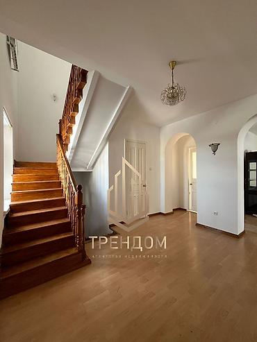 Sale of cottages and houses: Сдается уютный дом в аренду под офис или проживание. Площадь - 300 at lalafo.kg — 12 Sale of cottages and houses: Сдается уютный дом в аренду под офис или проживание. Площадь - 300 — 12