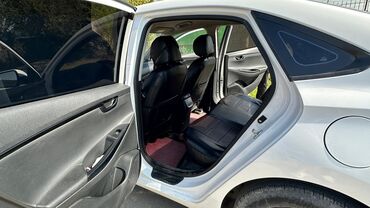 Hyundai: Hyundai Accent: 2019 г., 1.6 л, Автомат, Бензин, Седан at lalafo.kg — 10 Hyundai: Hyundai Accent: 2019 г., 1.6 л, Автомат, Бензин, Седан — 10