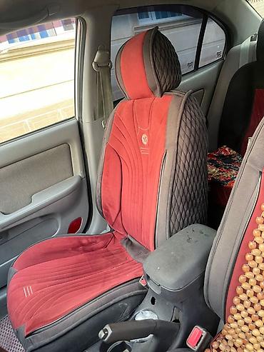 Hyundai: Hyundai Elantra: 2004 г., 1.6 л, Механика, Седан — 15