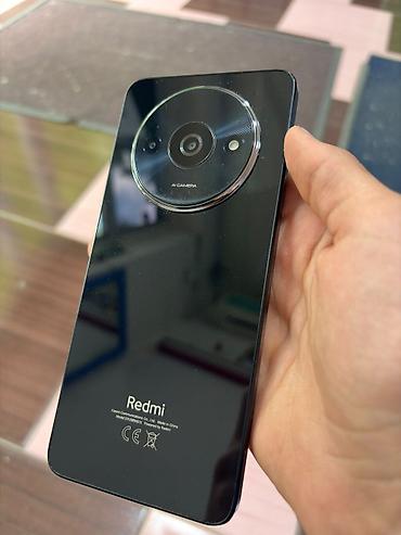 видеорегистратор с 3 камерами: Redmi 128 ГБ, цвет - Черный, Две SIM карты — 1