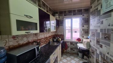 Həyət evləri və villaların satışı: 8 otaq, 230 kv. m, Orta təmir — 17