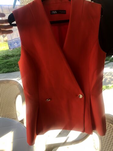 crveni mantilic haljina: Zara, M (EU 38), Jednobojni, bоја - Crvena