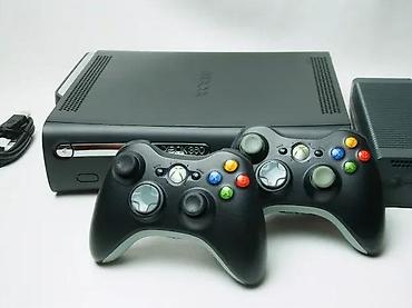 elektronska: U ponudi XBOX 360. Konzola je vrlo korektno očuvana sa malim znakovima — 7