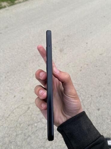 Apple iPhone: Honor X7b, 128 GB, rəng - Qara, Barmaq izi