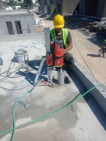 Beton işləri: #Betonkesme #betondeşmə Beton kubik kərpic - dən kəsim deşim — 3