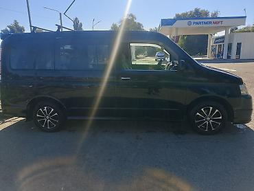 Транспорт: Honda Stepwgn: 2004 г., Минивэн — 4