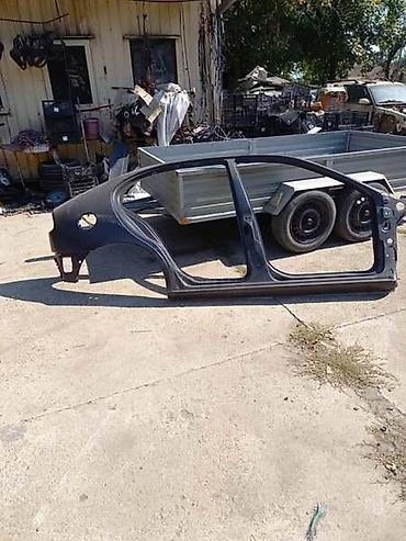 garderober navara: DESNA STRANICA ZA SEAT LEON | Desna stranica za Seat Leon 99-05 Cena — 1
