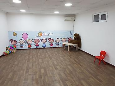 Продажа помещений свободного назначения: Продается помещение в золотом квадрате. НА ПЕРВОЙ линии по улице — 25