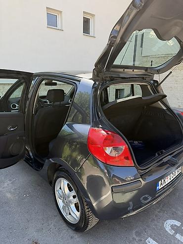 Renault: Renault Clio III, 5 vrata, tamnosiva metalik -registracija istice — 7