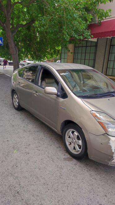 Toyota: Toyota Prius: 1.5 l | 2008 il Hetçbek
