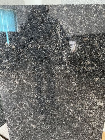 Фасадные гранитные плитки: Гранит Ангола Блэк Angola Black, Galaxy, Ash Black, Labrodarite и — 9