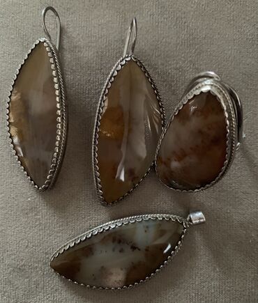 серебро камни натуральные: Шикарный серебрянный набор (серьги, кольцо, кулон), авторская