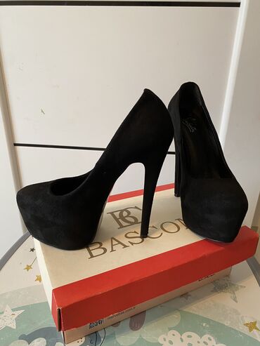 Tuflilər: Tuflilər, Ölçü: 37, rəng - Qara, İşlənmiş — 2