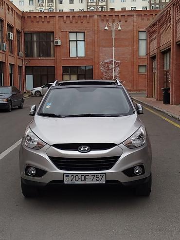 Hyundai: Hyundai ix35: 2.4 l | 2011 il Krossover — 6