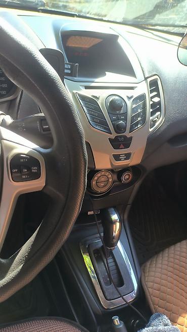 fiesta: Ford Fiesta: 2011 г., Автомат, Бензин, Седан — 2