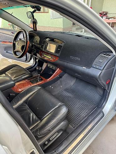 Транспорт: Toyota Camry: 2004 г., 3 л, Автомат, Бензин, Седан — 5