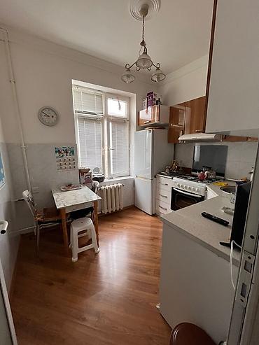 Mənzillər: Bakı, Yasamal, 3 otaqlı, Köhnə tikili, m. Elmlər Akademiyası, 61 kv. m — 7