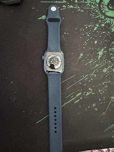 смарт кольцо: Apple Watch Series 7, 45 мм, алюминиевый корпус (синий) — 2
