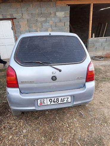 авто лейлек: Suzuki Alto: 2002 г., 1.1 л, Кол менен иштөөчү, Бензин, Седан — 2