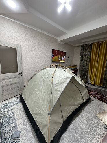 палатка одноместная: Продаю абсолютно новую автоматическую портативную палатку для