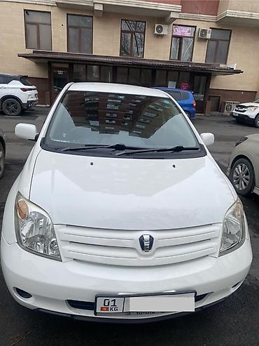 Toyota Ist: 2003 г., 1.3 л, Автомат, Бензин, Хэтчбэк