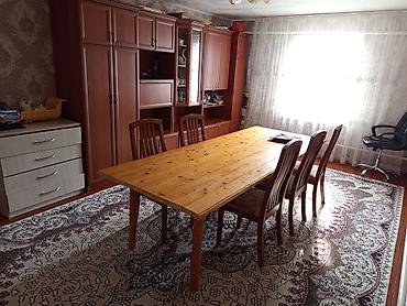 Продажа коттеджей и домов: Продаётся жилой дом с ухоженным двором и удобной планировкой. 9 сотх 5 — 9