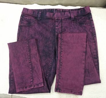 Farmerke: Farmerice vise raznih modela i velicina — 22