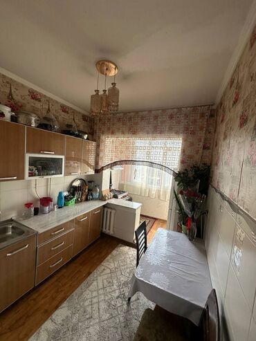 квартира васток 5 берилет: 3 бөлмө, 64 кв. м, 106-серия, 9 кабат, Эски ремонт