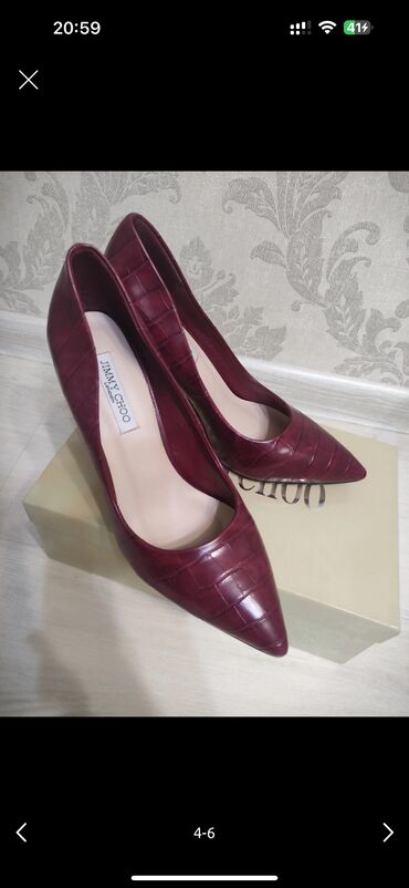 Туфли: 1. Туфли 37 размера 1000 2. Шикарные туфли (Jimmy Choo) цвета- — 2