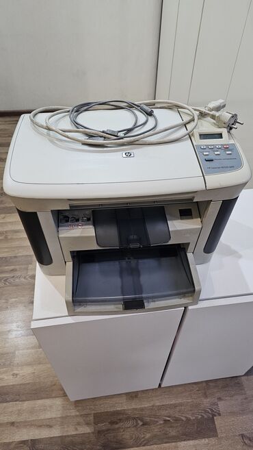 hp color laserjet 3600: Принтер, ксерокс, сканер МФУ РАБОТАЕТ! Мало пользовались. Продаю