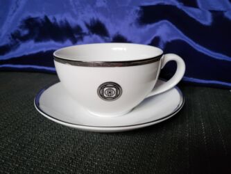 Kuhinjski setovi: Solja nova,velika,porcelanska,univerzalna. Univerzalna velika solja na lalafo.rs — 1 Kuhinjski setovi: Solja nova,velika,porcelanska,univerzalna. Univerzalna velika solja — 1