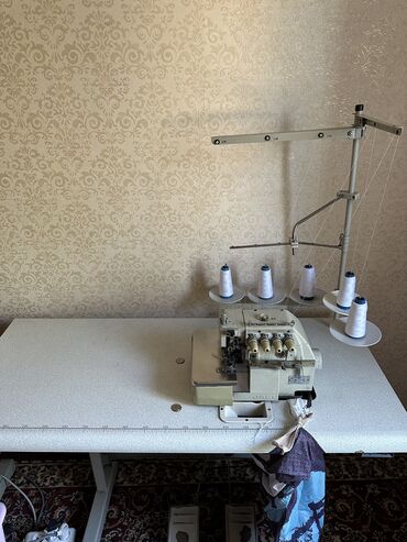 швейную машинку пятинитка: Швейная машина Jack