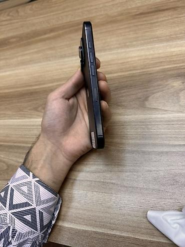apple 8: IPhone 16 Pro, 256 GB, Black Titanium, Face ID — 4