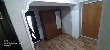 Köhnə tikili: Bakı, Bakıxanov qəs., 3 otaqlı, Köhnə tikili, m. Neftçilər, 70 kv. m -da lalafo.az — 12 Köhnə tikili: Bakı, Bakıxanov qəs., 3 otaqlı, Köhnə tikili, m. Neftçilər, 70 kv. m — 12