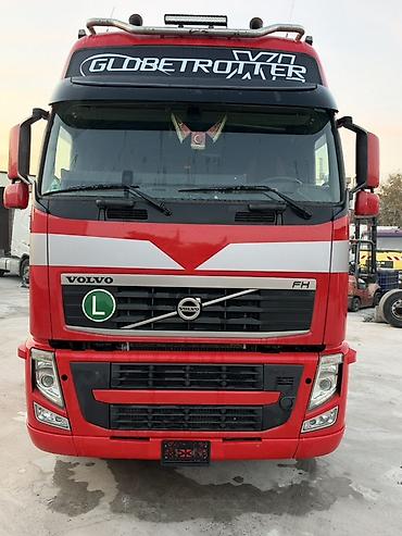 Тягач, Volvo, Тентованный