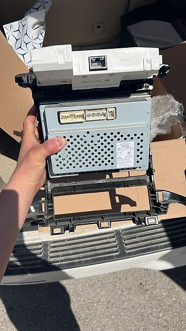 Магнитолы: Лексус 
Lexus GX 470 
7 — 1