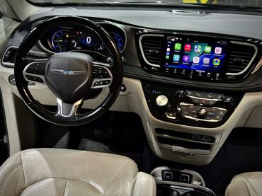 Chrysler: Chrysler Pacifica: 2021 г., 3.6 л, Автомат, Гибрид, Минивэн — 10