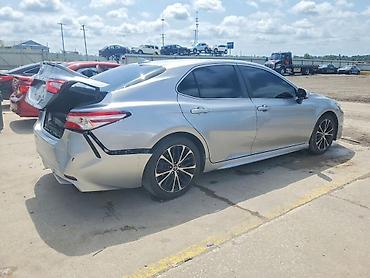 поможем: Toyota Camry: 2020 г., 2.5 л, Гибрид, Седан — 3