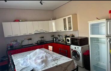 дома предтеченко: 130 м², 4 комнаты, Кондиционер, Бронированные двери, Парковка