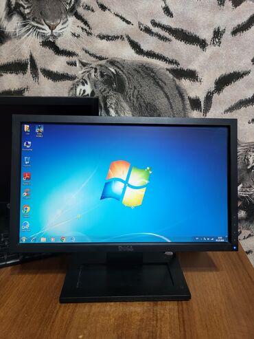 Monitorlar: HP Manitor 17 ekran35 manat.Dell 19 ekran 45 manat.yaxşı
