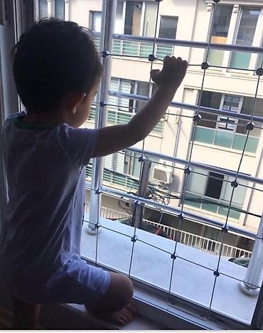 Uşaqların təhlükəsizliyi üçün winbloklarin yığılması indi sifariş at lalafo.az Uşaqların təhlükəsizliyi üçün winbloklarin yığılması indi sifariş
