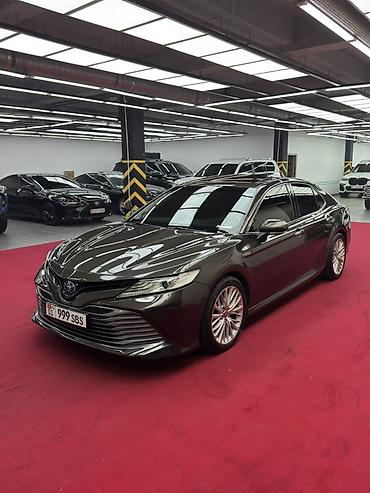 corolla 2016: Toyota Camry: 2018 г., 2.5 л, Вариатор, Гибрид, Седан — 2