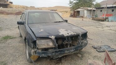 тойота эстима 2000: Mercedes-Benz С‑Class (W202), седан, алдынын сол жагы урулган