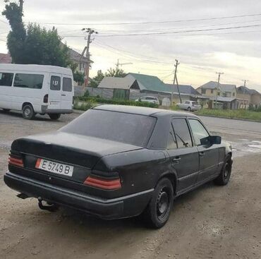 мерс 612: Mercedes-Benz 230: 1986 г., 2.3 л, Механика, Бензин, Седан