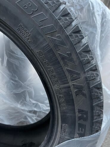 Шины: Шины 225 / 55 / R 17, Б/у, Комплект, Легковые, Bridgestone