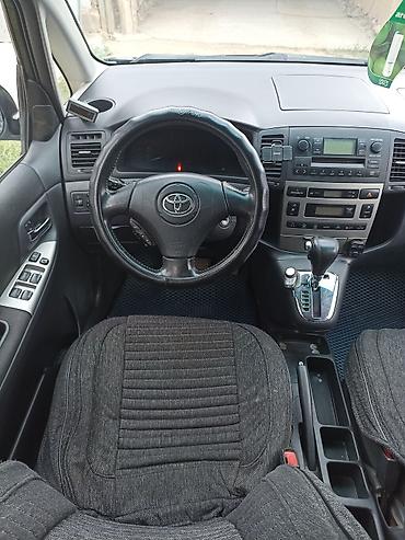 voxy noah: Toyota Corolla Verso: 2002 г., 1.8 л, Автомат, Бензин, Минивэн — 8