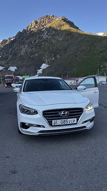 Hyundai Grandeur: 2018 г., Автомат, Бензин, Седан — 2