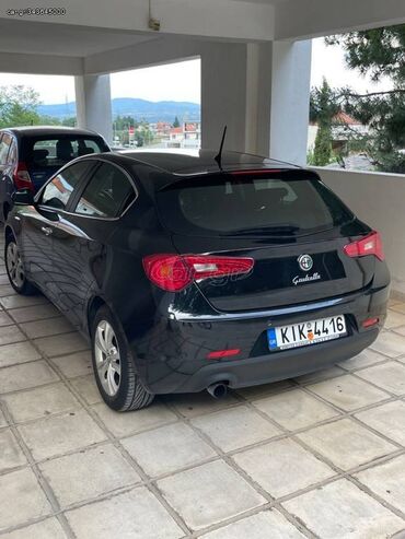 Alfa Romeo Giulietta: 1.6 l. | 2013 έ. | 211000 km. Χάτσμπακ